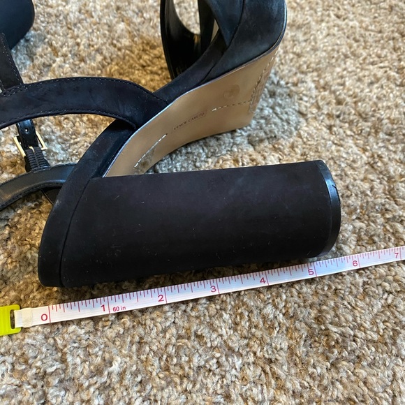 Vince Camuto Krysta Platform Heels - Picture 13 of 16